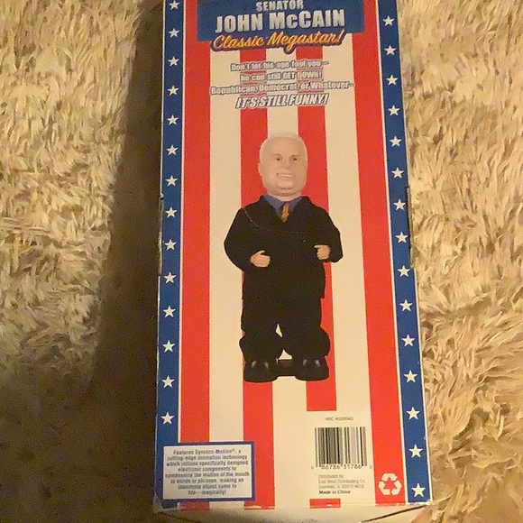 John McCain talking doll - Picture 5 of 5
